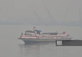 Penolong pengarah operasi jabatan bomba dan penyelamat malaysia (jbpm) sarawak, tiong ling hii, berkata ia membabitkan kawasan seluas hampir 50 hektar di kuching, serian, lundu, simunjan, sri aman, sibu. Jerebu Bukan Protes Tetapi Tawar Bantu Indonesia Tangani Kebakaran Duta Malaysia