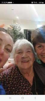 Can a photo artist add a lost family member to a photo?