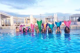 Meerjungfrauenschwimmkurse In Lubeck Mermaid Kat Academy