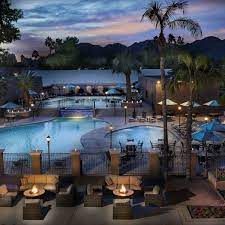 Scottsdale Plaza Resort Mccormick Ranch Scottsdale Resorts Resort Vacation Books