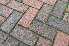 Moss can be a red flag to picky home buyers and home inspectors, potentially costing you thousands of pounds. How To Get Rid Of Moss On Driveway In 6 Easy Steps Home Decor Bliss