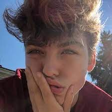 Beautiful boys pretty boys beautiful people grunge hair grunge boy attractive people hair art hair inspo hair goals. Tiktok Boys Hairstyles Hot Tiktok 2020