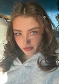 Fan Casting Sydney Melman as Vickie Copeland in Companions