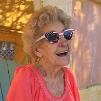 Janice Gutowski's Instagram, Twitter & Facebook