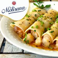 Canelones De Marisco In 2020 Food Chicken Meat