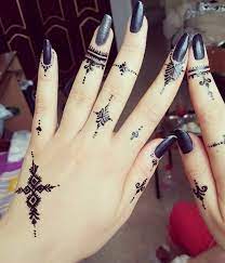 Traditional Hand Art Ourgreatfuture Handart Tattoo Blacknails Feminine Beautiful Henna Hennatattoo Tattoos Finger Tatts Henna Tattoo