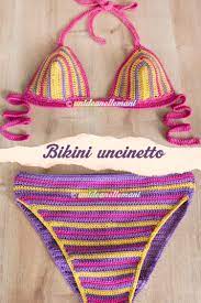 La tecnica crochet, o anche detta a uncinetto, è una lavorazione molto particolare ma al tempo stesso versatile da rendere irresistibile anche un comune costume da bagno con reggiseno a triangolo. Bikini Uncinetto Tutorial Su Misura Partendo Da Un Vecchio Costume