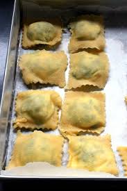 Selbstgemachte Ravioli Mit Ricotta Und Spinat Fuellung Ravioli Fullung Rezept Ravioli Ravioli Rezept