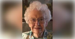 Jaclyn Daniel's Instagram, Twitter & Facebook