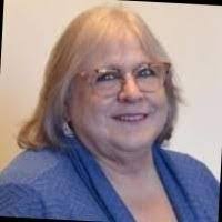 Joni Oneil's Instagram, Twitter & Facebook