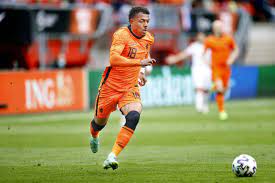 Es werden alle relevanten news im zusammenhang mit dem spieler angezeigt. 90plus Bvb Malen Top Kandidat Auf Sancho Nachfolge 90plus