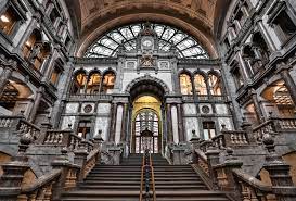 Der bahnhof ist ein echtes highlight von antwerpen und wenn ihr es nicht wüsstet, könntet ihr ihn leicht für einen palast halten. Bahnhof Antwerpen Centraal Belgien Geo