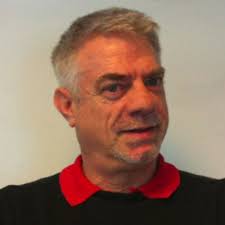 Phil Schuster (@philinthe______)