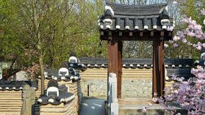 Man braucht kein japankenner sein, um diesen garten zu verehren. Der Japanische Garten In Den Garten Der Welt