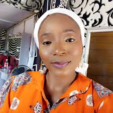 Fast makeup for a snowy morning