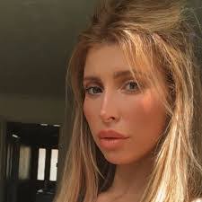 Carla Lally's Instagram, Twitter & Facebook