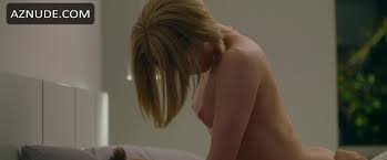ELENA KAMPOURIS Nude AZNude 0 | Hot Sex Picture