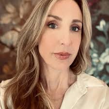 Last day to enter the AICPs! The AICP Next Awards seeks out work that  defies convention and points to the future of advertising innovation.​ It  recognizes outstanding work that utilizes new… |