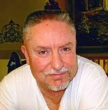 Theron Davis's Instagram, Twitter & Facebook