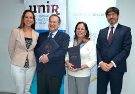 A partir de este martes comenzará una consulta ciudadana abierta disponible en el sitio juntos.mineduc.cl y luego se abrirá un proceso de cabildos al que estarán convocados representantes de todos los establecimientos educacionales del país. Docentes De Zonas Rurales De Ecuador Se Beneficiaran Del Convenio Entre Mineduc Y Unir Unir Ecuador