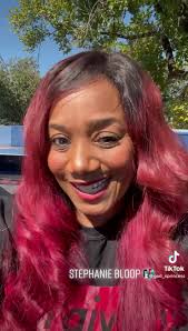 📬 Stephanie Bloop is