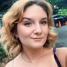 Aimee Coronado's Instagram, Twitter & Facebook