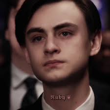 What Episode Did Craig Jump in Pool for Veneets