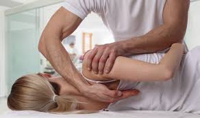 Exercice d'assouplissement pour se soulager efficacement. Une Douleur Au Milieu Du Dos Comprendre Et Soulager Reflex Osteo