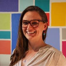 Leslie Forman's Instagram, Twitter & Facebook