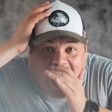 Robert Lázaro Estevez Díaz