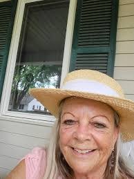 Debbie Klug's Instagram, Twitter & Facebook