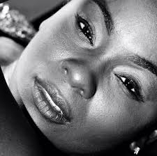 Model: Kendra Brewer