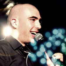 Listen to עומר אדם