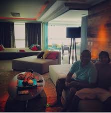 While playing in barcelona, neymar stays at luxurious rental property in barcelona. Neymar House Bayside Towers Clube Residence Santa Catarina Father Neymar