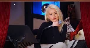 Can you feel the love tonight. Christina Aguilera Performing Can You Feel The Love Tonight Again After All These Years