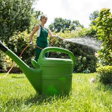 Wir bieten ihnen viele artikel, die haus und garten noch schöner machen. Regenwasser Im Haus Und Garten Nutzen Wohnen
