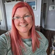 Allison Avery's Instagram, Twitter & Facebook