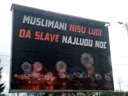 Muslimani nisu ludi da slave najluđu noć jer bradonja dolazi po decu: U  Federaciji BiH se vodi kampanja protiv Deda Mraza (FOTO) | Novosti.RS