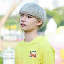 Zin Min Khant (@ZinMinK05572699)