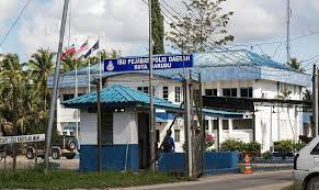 Lokasi view, alamat, ulasan dan waktu operasi. Pesalah Trafik Serbu Kaunter Bayar Saman