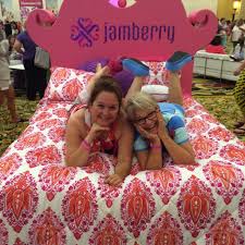 Hope Faraj (@stylemejamberry)