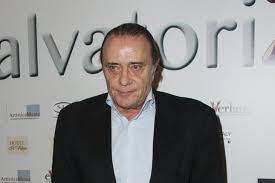 I remember our battles at canzonissima in the early s, we were all young and enthusiastic boys: Morto Gianni Nazzaro Il Cantante Aveva 72 Anni