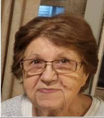 Tamara Stapleton's Instagram, Twitter & Facebook