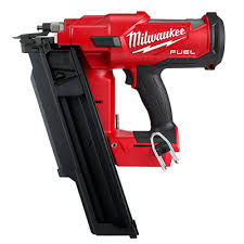 However, there are differences between the two that you should know. M18 Fuel 30 Degree Framing Nailer Milwaukee Tool