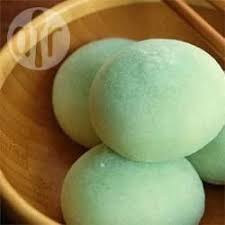 Soft Slightly Sweet And Chewy These Japanese Sweets Are Made With Glutinous Rice Flour And Have A Red Bean Green Tea Ice Cream Green Tea Mochi Mochi Recipe