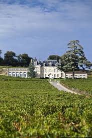 Decouvrez Les Chateaux Viticoles De La Region Bordelaise Pour Une Degustation De Vin France Aquitaine Grandcru Vignoble Chateau France Bordeaux Chateau