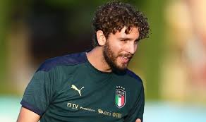 Arsenal have submitted an official offer to sign sassuolo midfielder manuel locatelli this summer, according to the italian club's ceo giovanni carnevali. Ebppke7abe9ahm