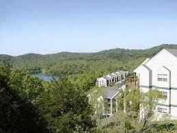 Beautiful Branson Condo Near Silver Dollar City On Table Rock Lake Vacation Rental In Branson From Homeawa Branson Vacation Condo Vacation Rentals Vacation