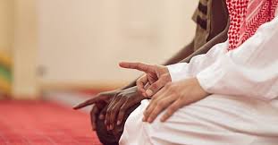 نسيت التشهد الأوسط فهل علي سجود سهو علي جمعة يجيب صدى البلد