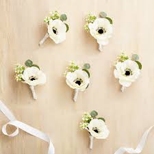 Great choice to complete your wedding diy projects. A Guide To Artificial Wedding Flowers Zola Expert Wedding Advice